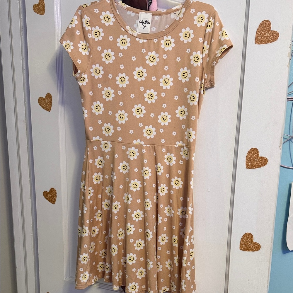 Lily Bleu Tan Dress with White Floral Pattern